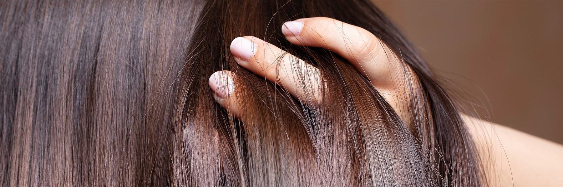 Lightweight oils that don't make your hair look greasy?